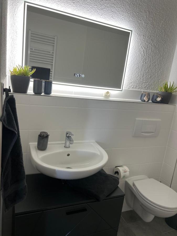 Apartment Juna Mit Tg Stellplatz 라이프치히 외부 사진